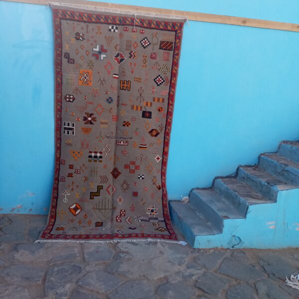 morrocan berber brown rug
